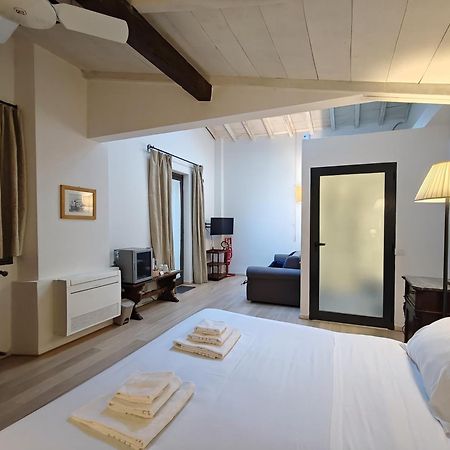 Ferienwohnung Cortile Santa Monaca Florenz Exterior foto