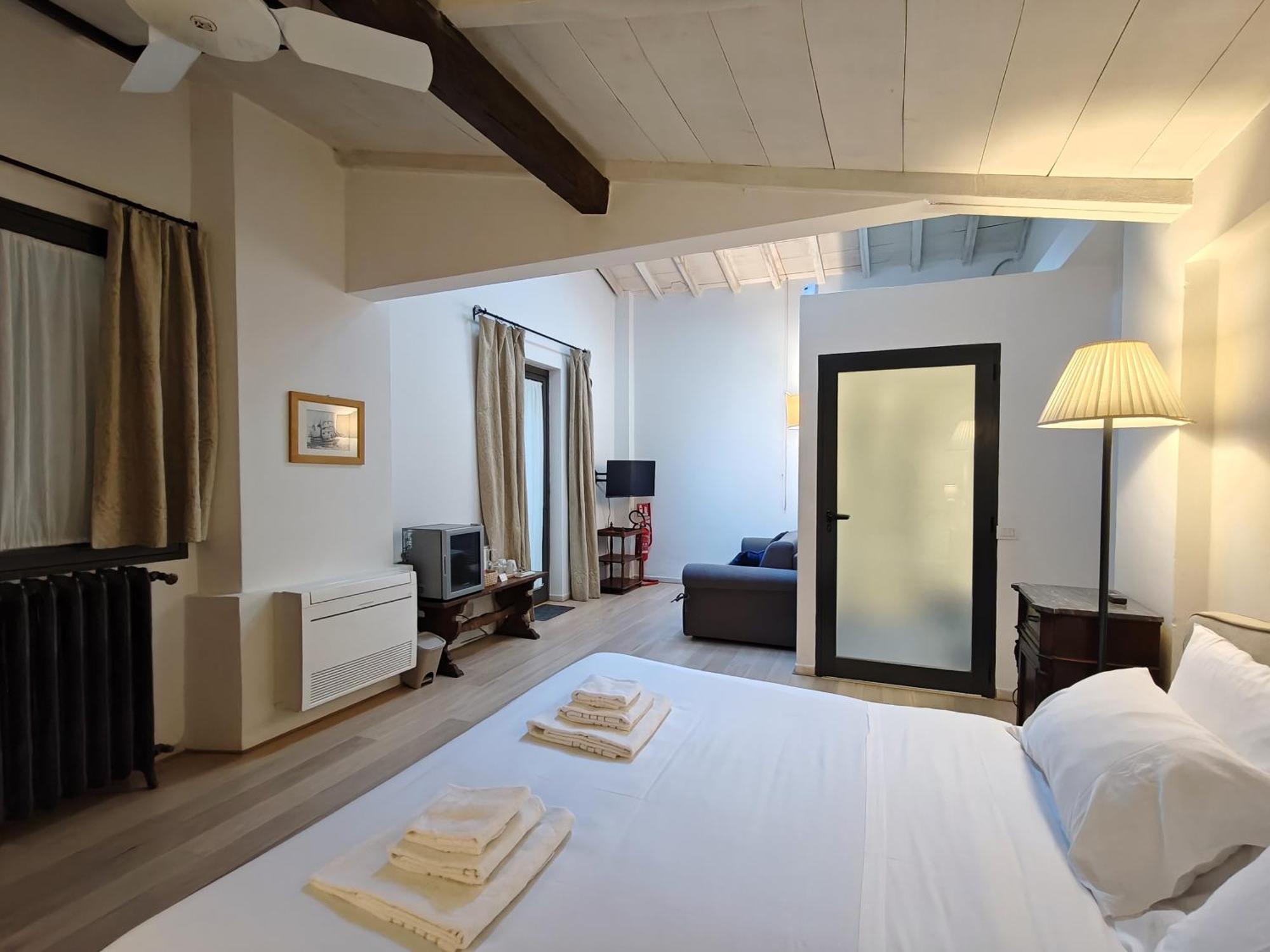 Ferienwohnung Cortile Santa Monaca Florenz Exterior foto
